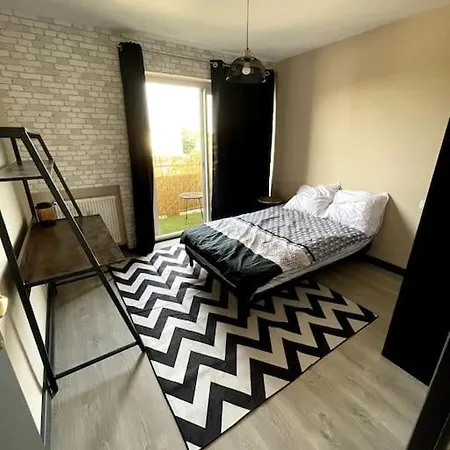Superbe Avec Parking Gratuit Sur Place Apartment