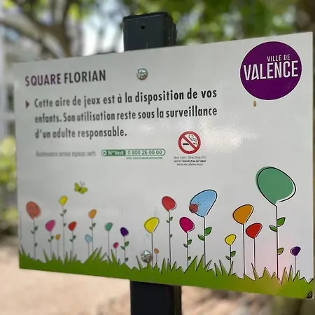 Superbe Avec Parking Gratuit Sur Place